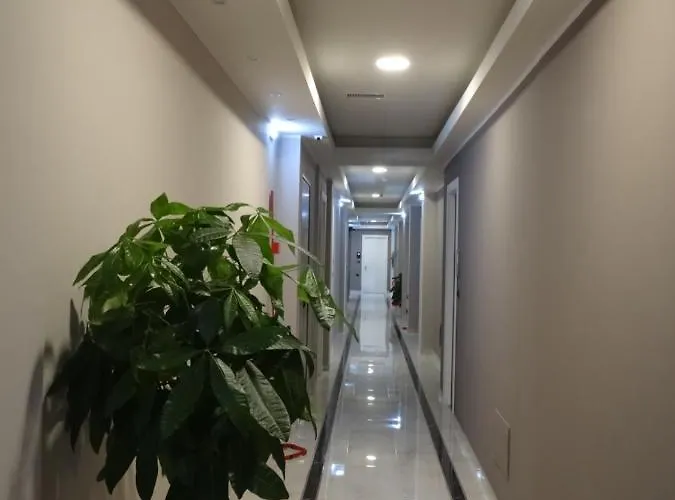 Folen فندق ميلان